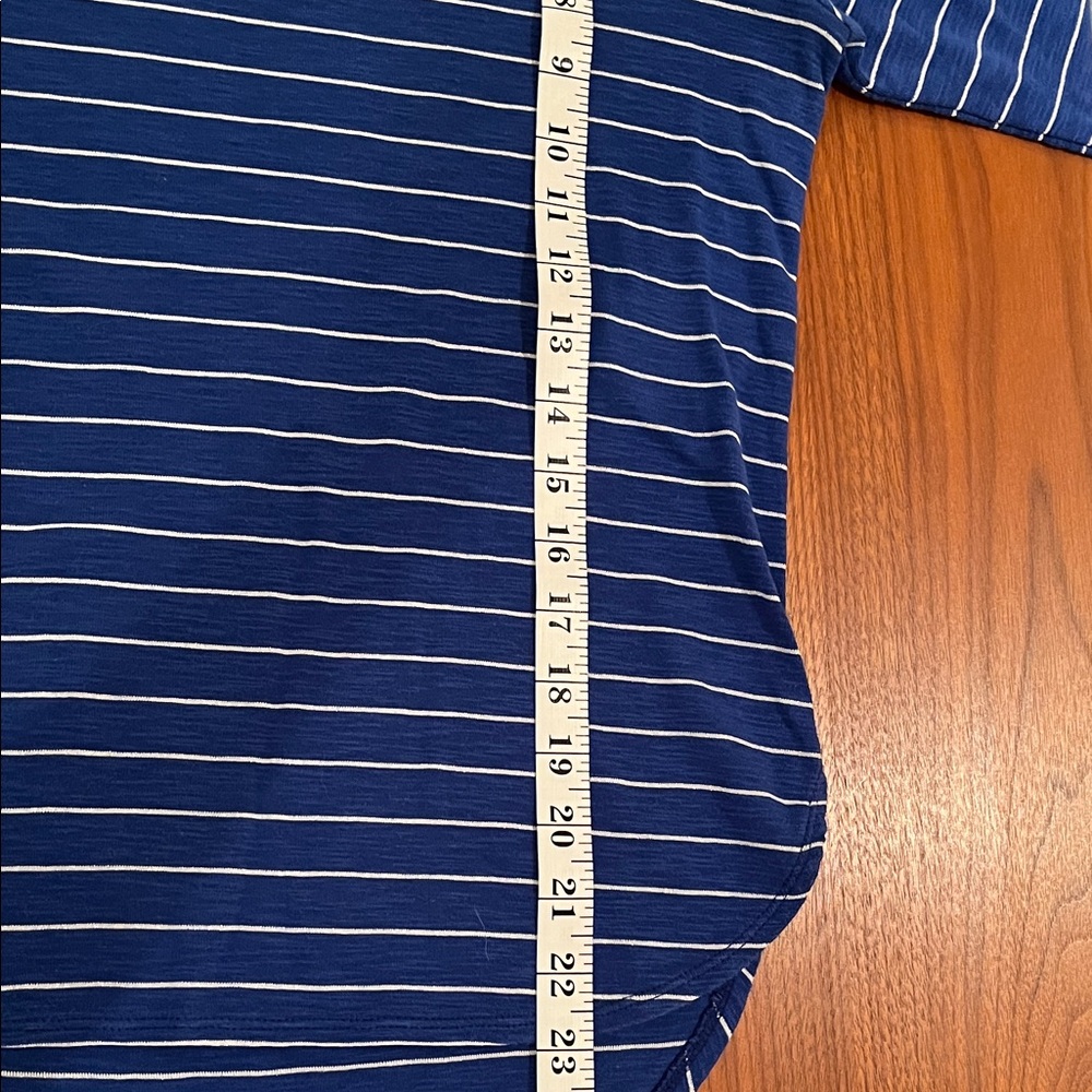 EUC Tommy Bahama Ashby Isles Blue with Metallic Stripe 3/4-Sleeve T-Shirt Sz S/P - Picture 5 of 10